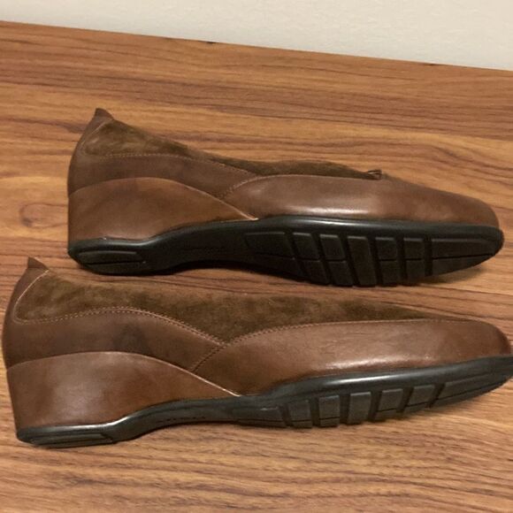 Sioux NWOT Brown Leather Woman’s Low Wedge Slip On Shoe. Size 5 1/2 C. - Picture 6 of 7